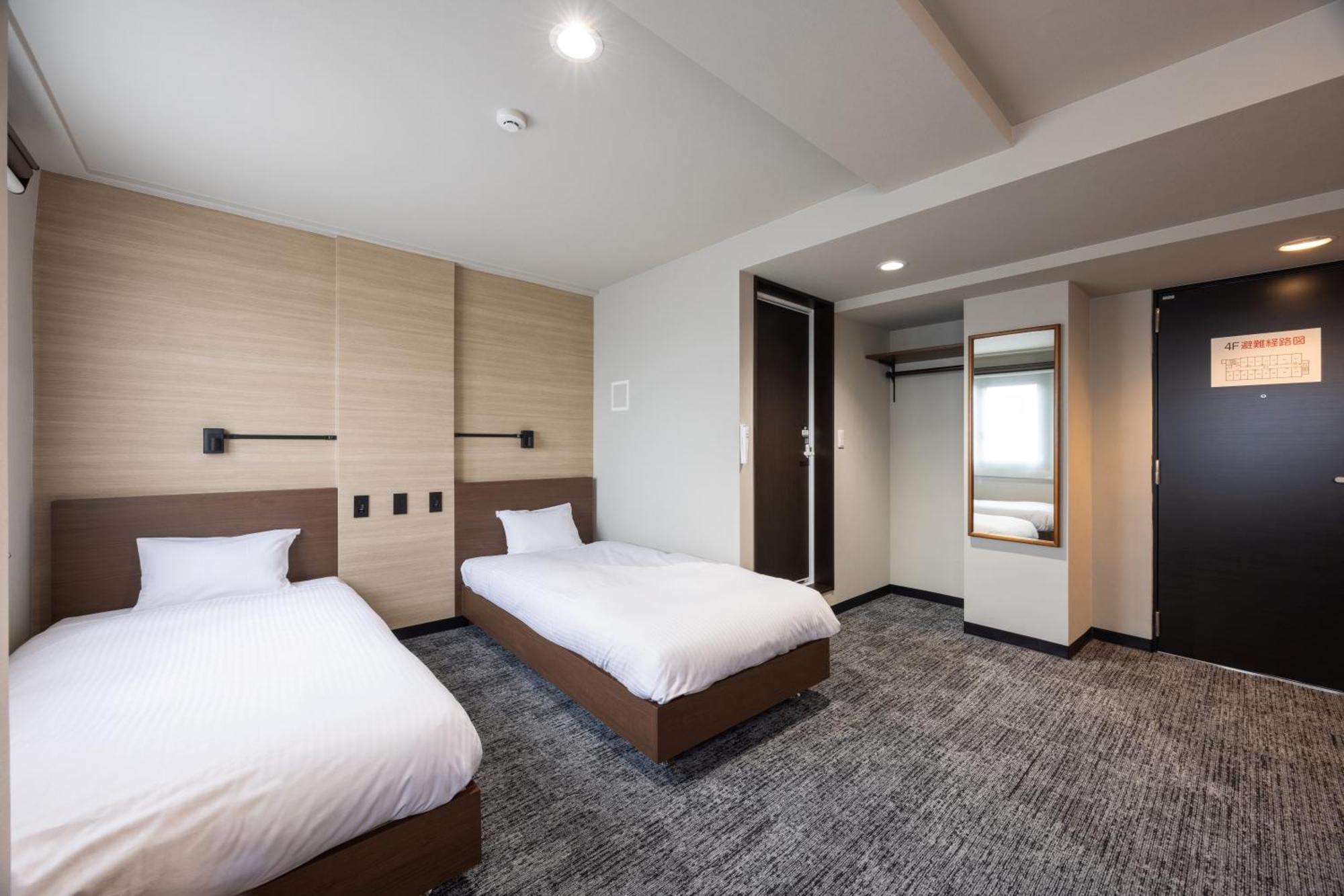 Fukuyama Royal Hotel Extérieur photo